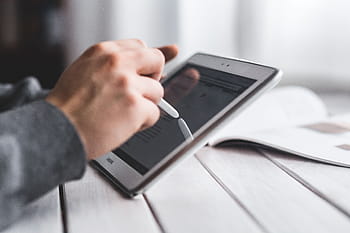 usando, tablet, homem, tecnologia, trabalho, mãos, negócios, smartphone, internet, humano Mão, homens
