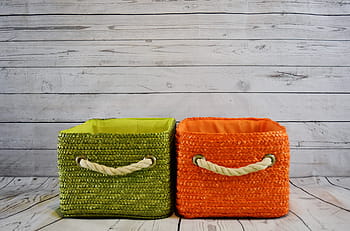 oranžový, zelená, kontejnery, koše, úložný prostor, dřevo - materiál, uvnitř, nikdo, zelená barva, textil, vícebarevné