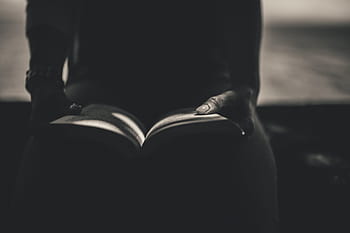 ampli, femme lisant, lisant un livre, noir, livre, en train de lire, blanc, femme, personnes, femmes, le corps humain