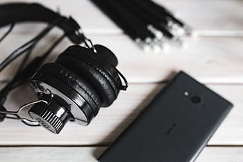 preto, smartphone, fones de ouvido, vários, itens, livros, telefone celular, organizador, jóias, equipamento, música